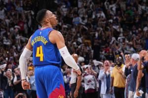 历史三双王退出NBA？美媒：距离赛季开始剩10天 威少仍是自由球员